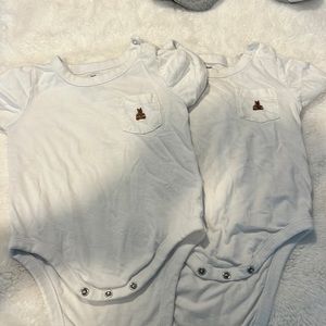 Gap white onesies 12-18month